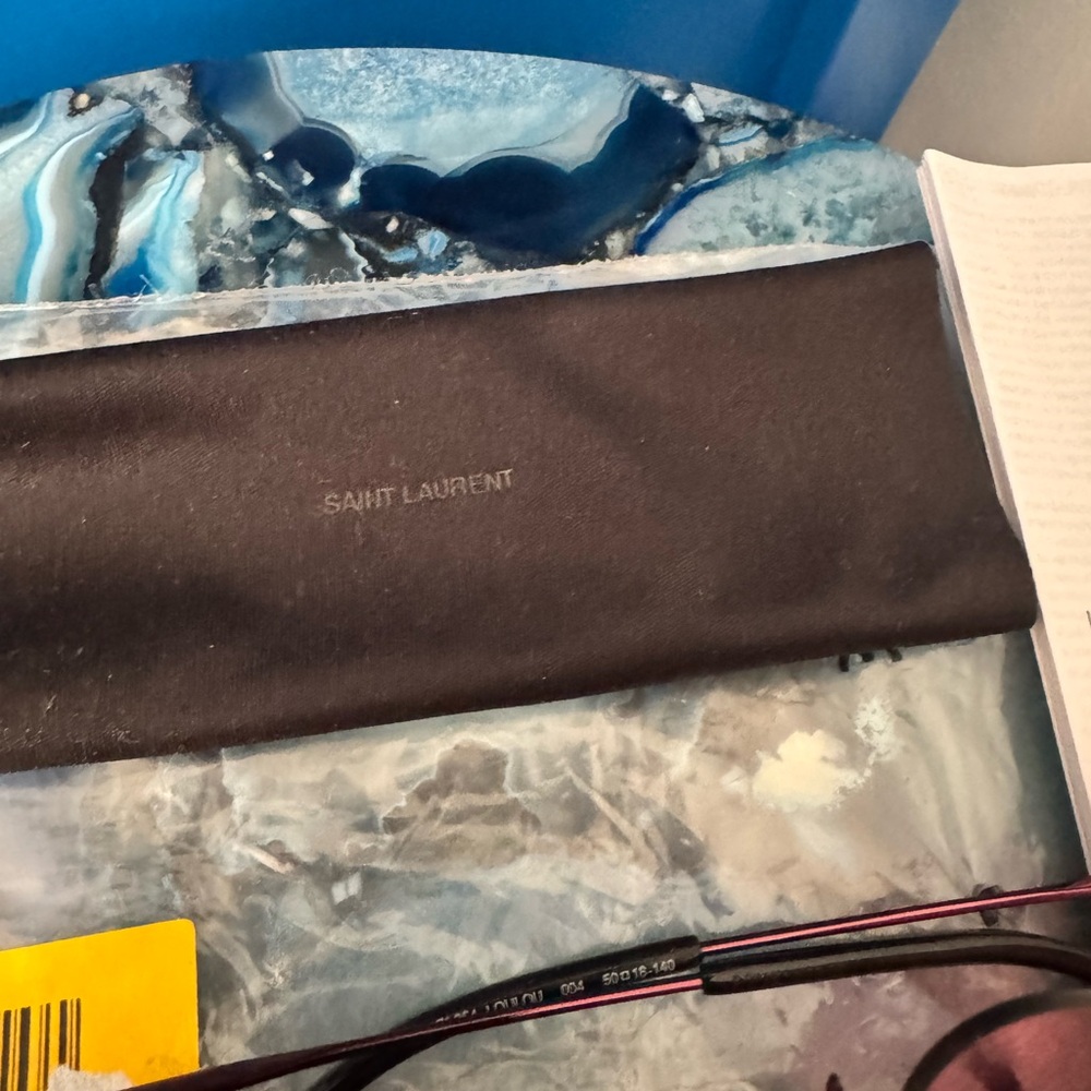 Saint Laurent Lou Lou Sunglasses - Picture 5 of 7